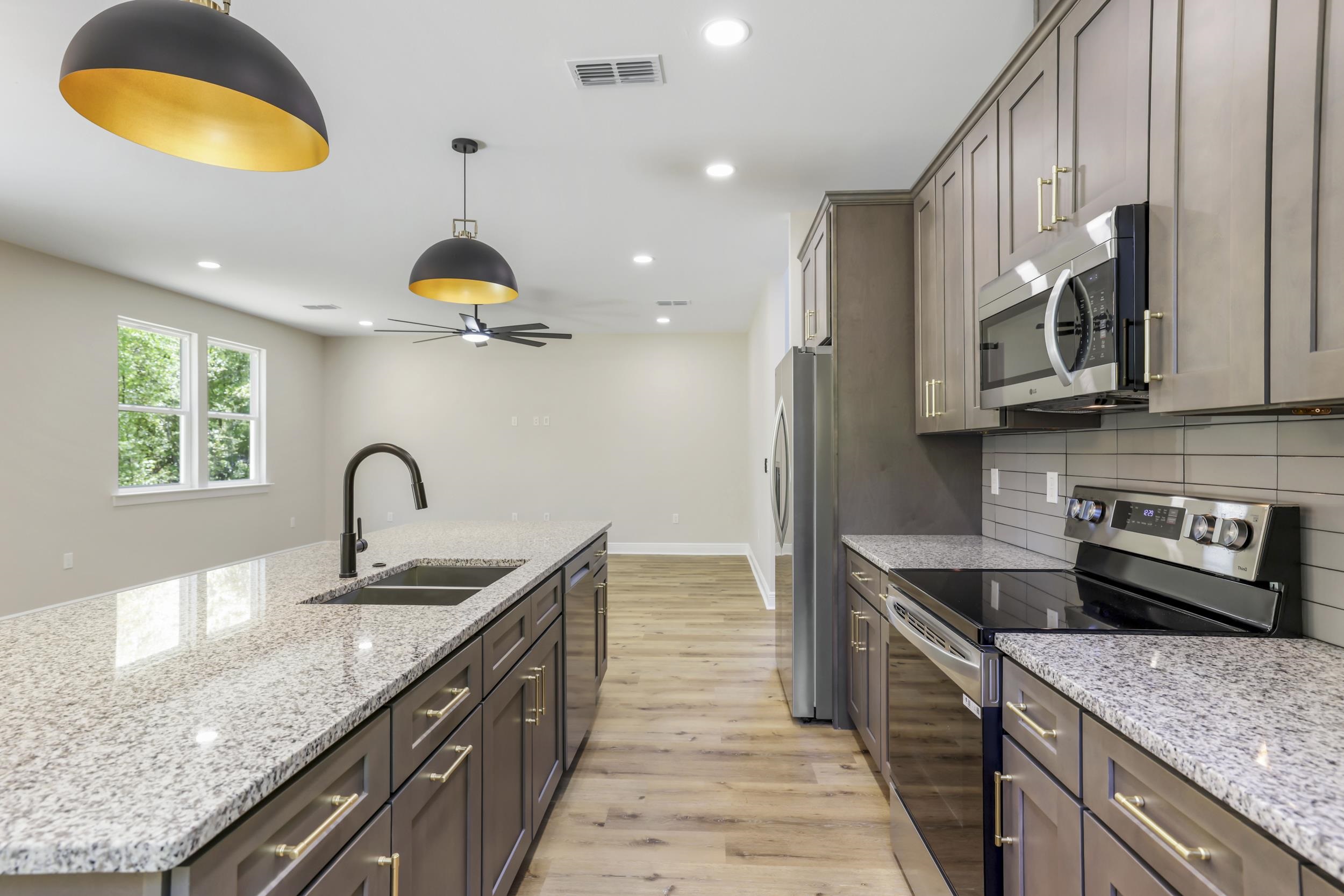 933 Cap Tram Road Tallahassee, FL 32317 - Photo 1 of 53