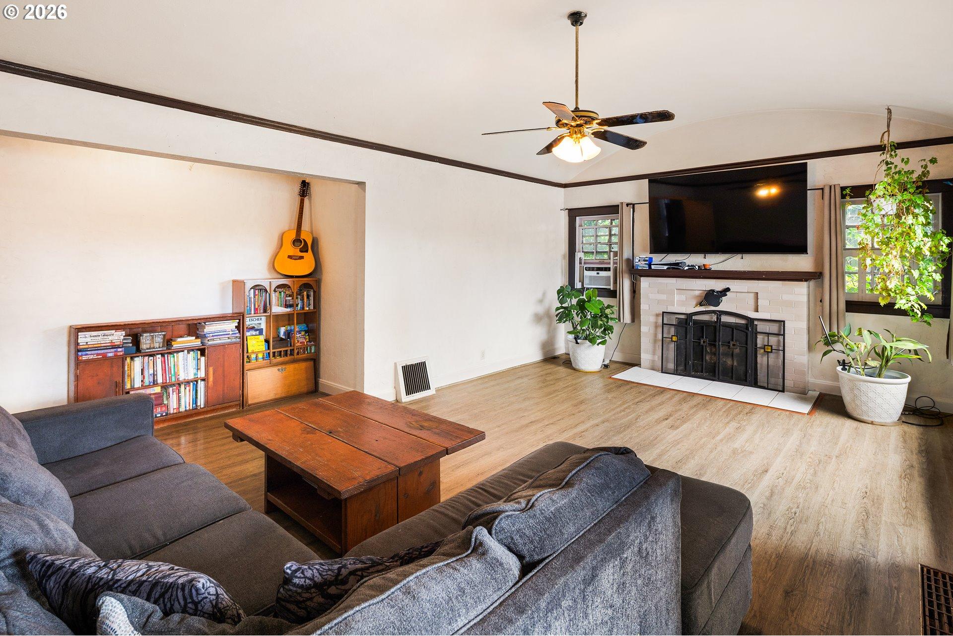355 River Road Eugene, OR 97404 - Photo 12 of 37 Gallery Image 12