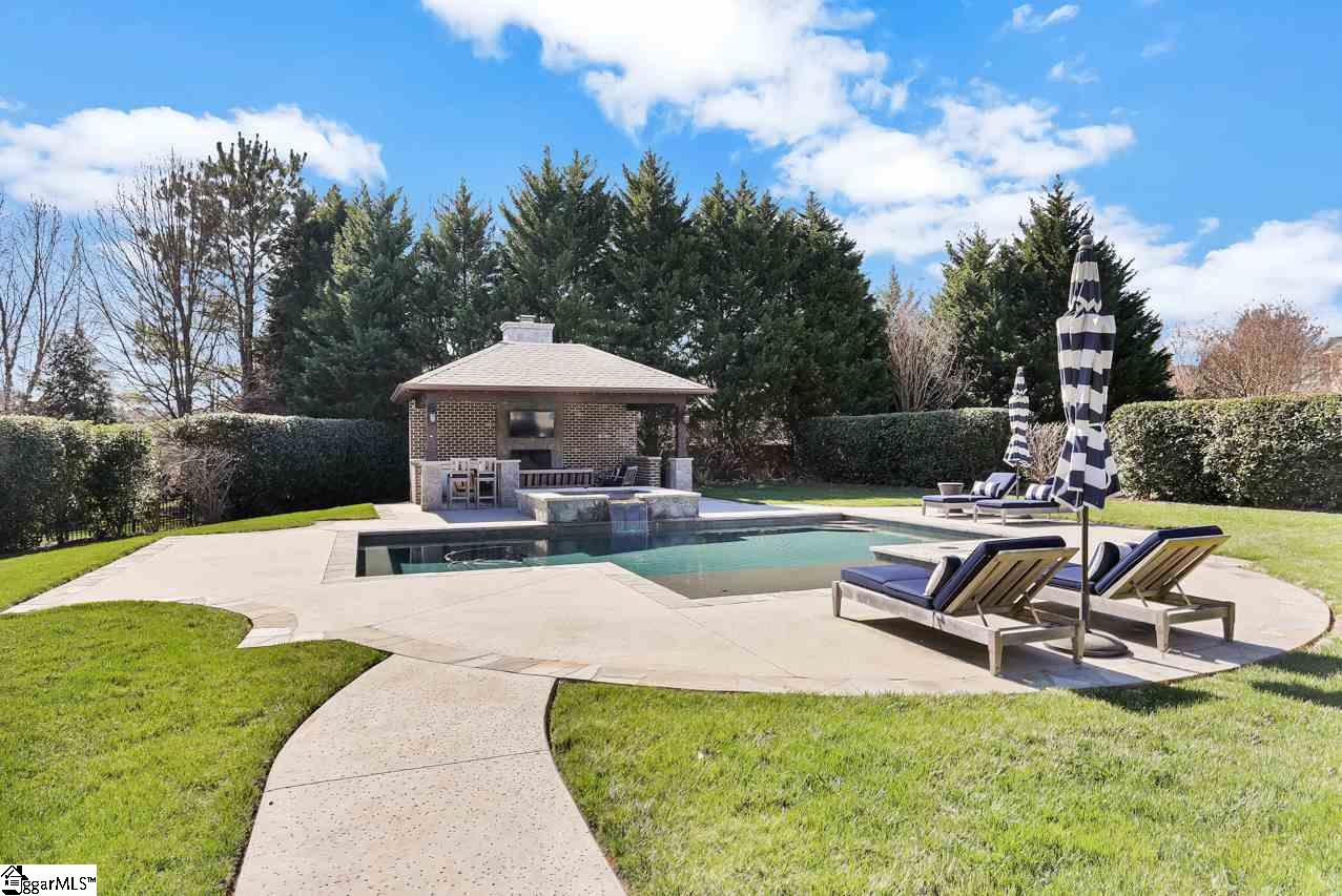 108 Ramsford Lane Simpsonville, SC 29681 - Photo 4 of 36 Gallery Image 4