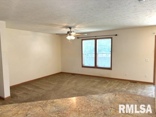 2800 Vía Rosso, Unit 603 Springfield, IL 62703 - Photo 12 of 44 Gallery Image 12