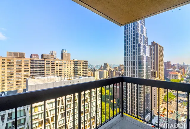 $5,300 | 145 West 67th Street, Unit 22B | Upper West Side