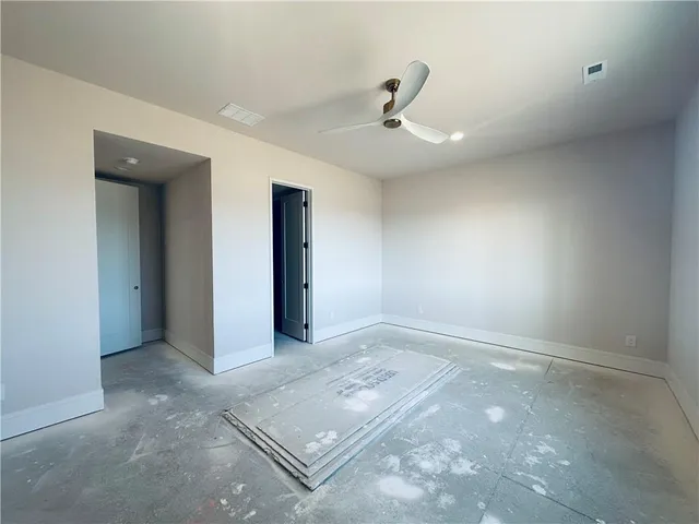 $1,599,999 | 7535 Northwest Fawn Circle, Parkville, MO 64152