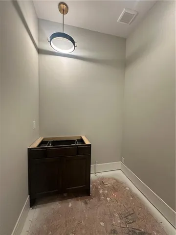 $1,599,999 | 7535 Northwest Fawn Circle, Parkville, MO 64152