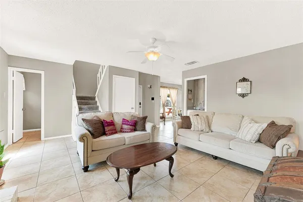 $200,000 | 6747 South Creek Drive, Fort Worth, TX 76133