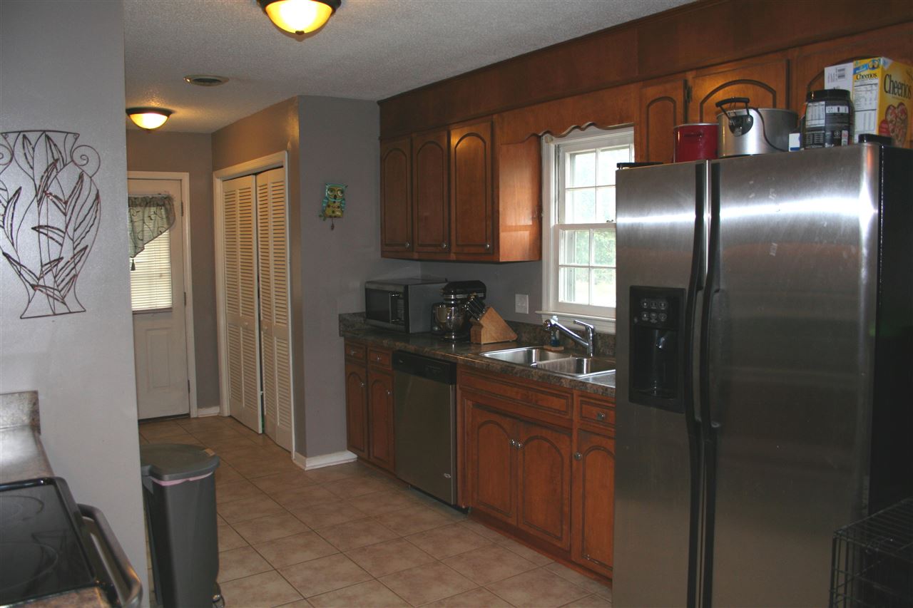 1125 Springdale Circle Boiling Springs, SC 29316 - Photo 3 of 19 Gallery Image 3
