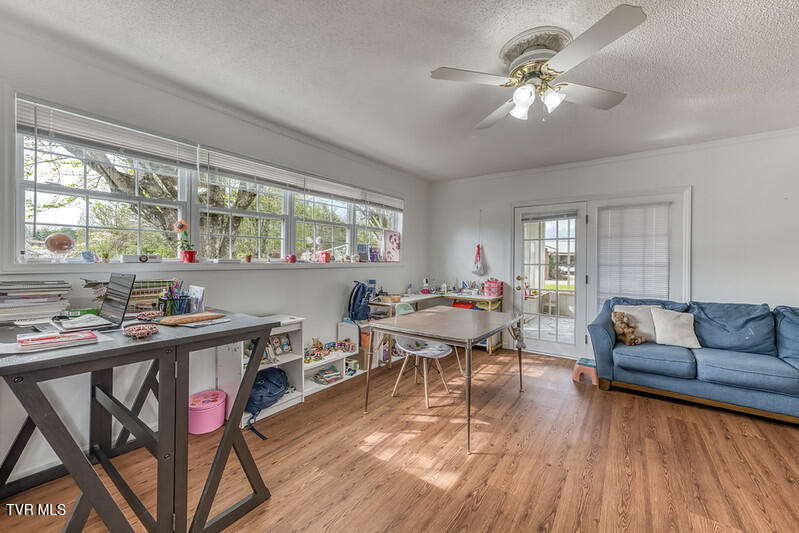 1805 Broadmoor Road Johnson City, TN 37604 - Photo 21 of 45 1805 Broadmoor Rd-17-L