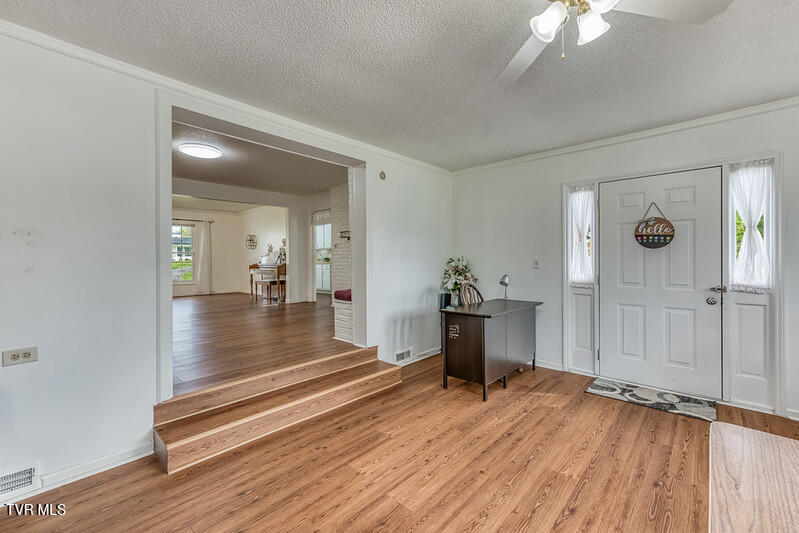 1805 Broadmoor Road Johnson City, TN 37604 - Photo 22 of 45 1805 Broadmoor Rd-18-L