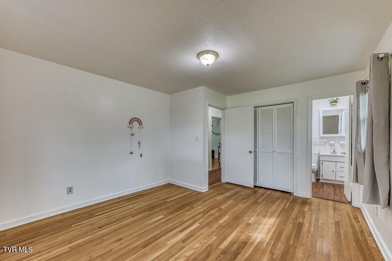 1805 Broadmoor Road Johnson City, TN 37604 - Photo 33 of 45 1805 Broadmoor Rd-26-L