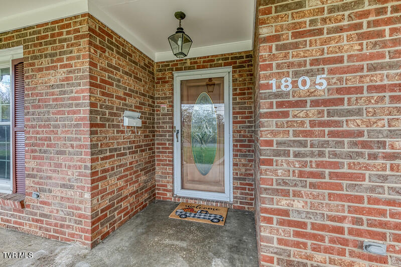 1805 Broadmoor Road Johnson City, TN 37604 - Photo 5 of 45 1805 Broadmoor Rd-3-L
