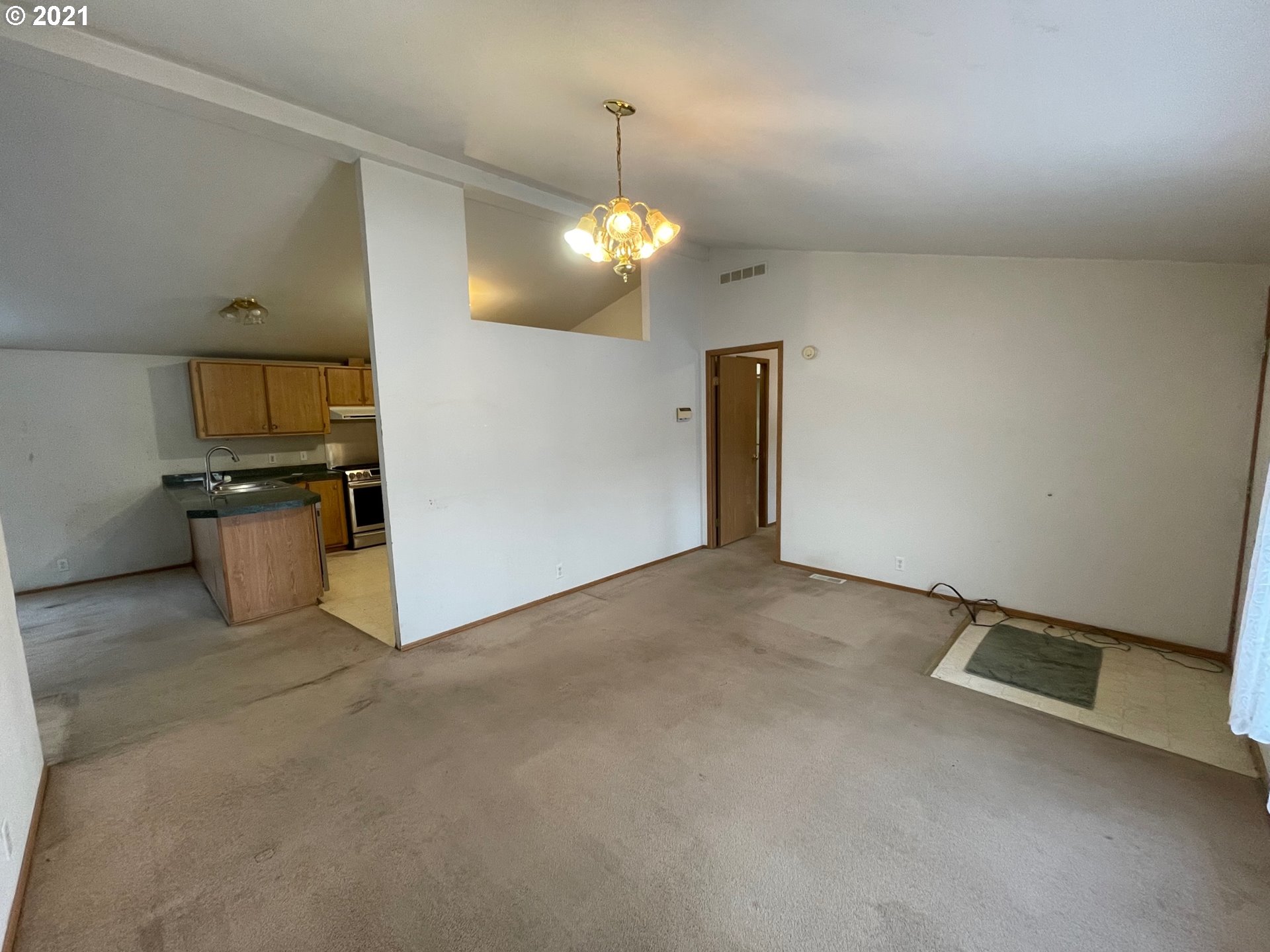 108 Wing Road Goldendale, WA 98620 - Photo 7 of 26