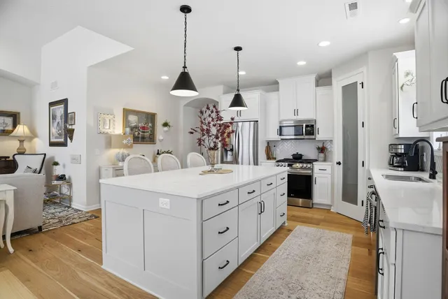 $614,900 | 6506 Harvest Way, Chaska, MN 55318