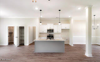 2225 Scott Mdws Lane Hernando, MS 38632 - Photo 18 of 35 living room 2