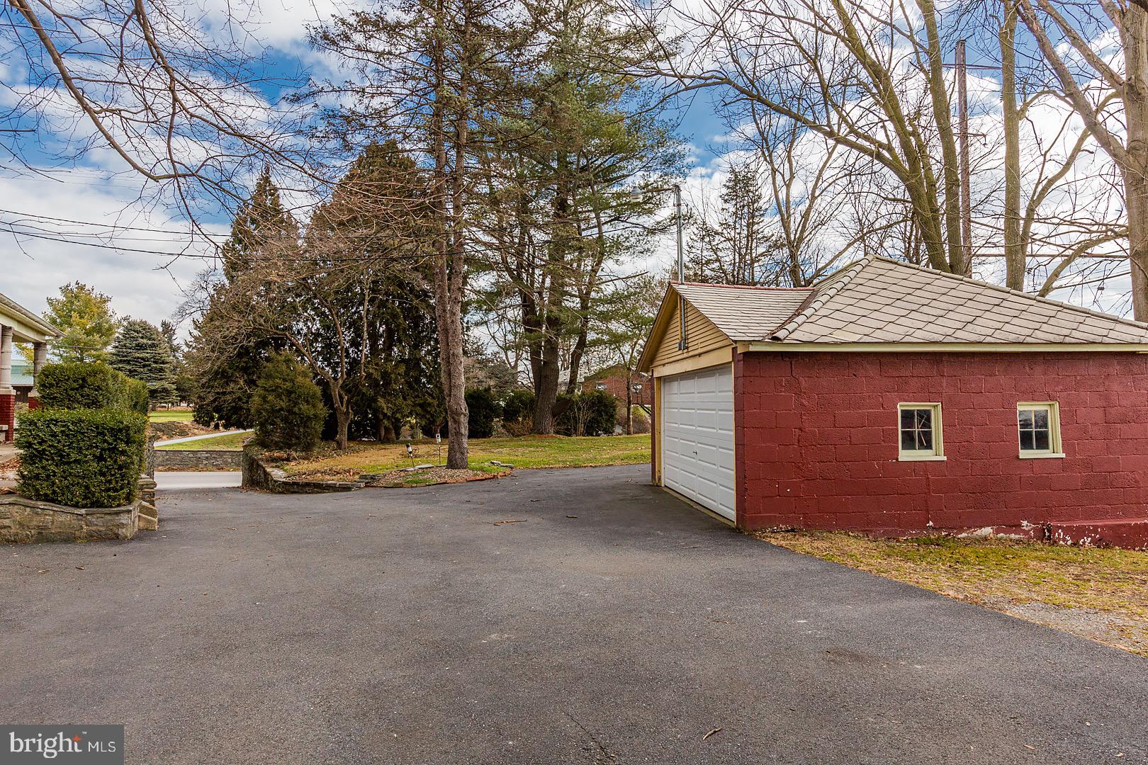 138 North Ronks Road Ronks, PA 17572 - Photo 101 of 116 Driveway
