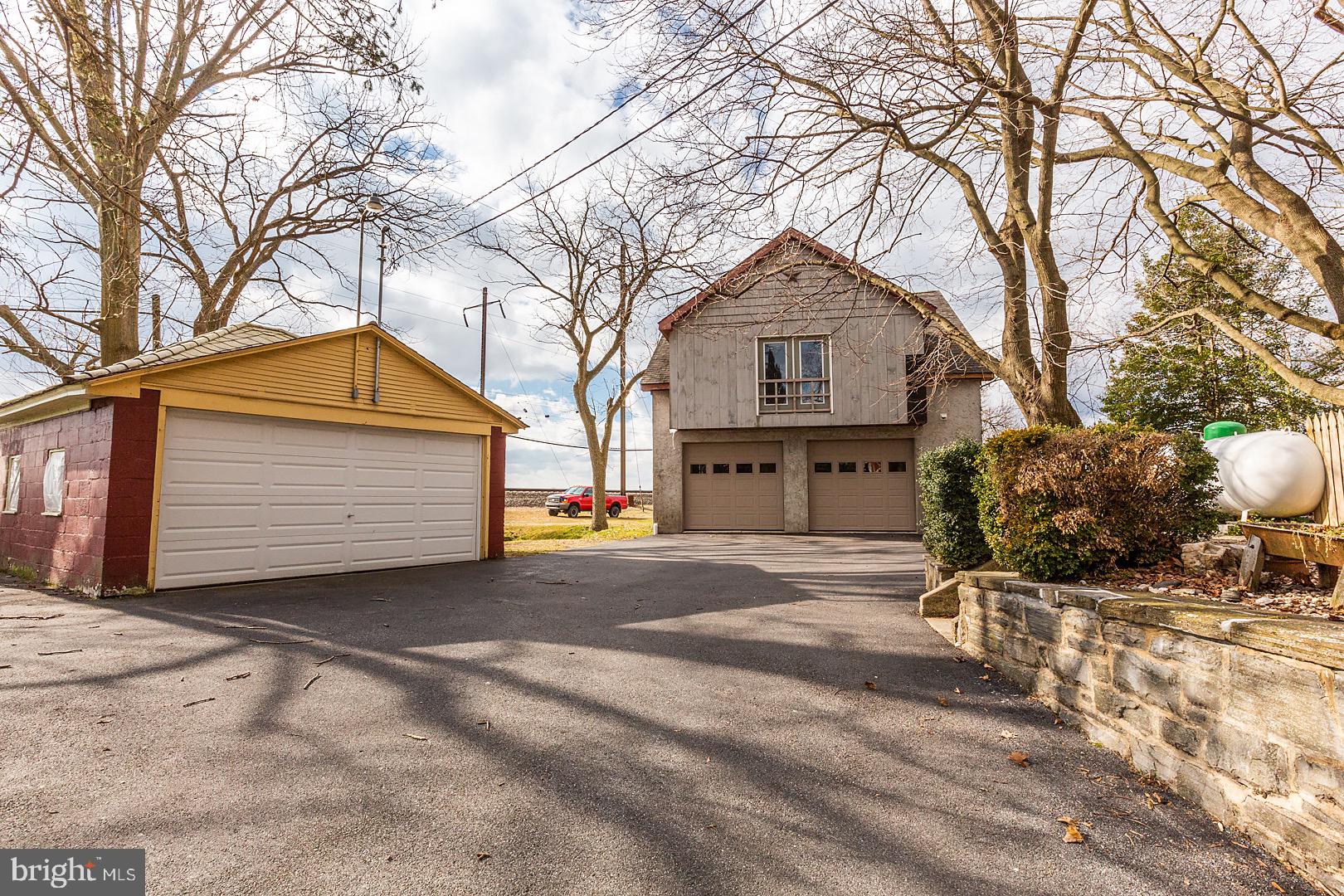 138 North Ronks Road Ronks, PA 17572 - Photo 102 of 116 Garages