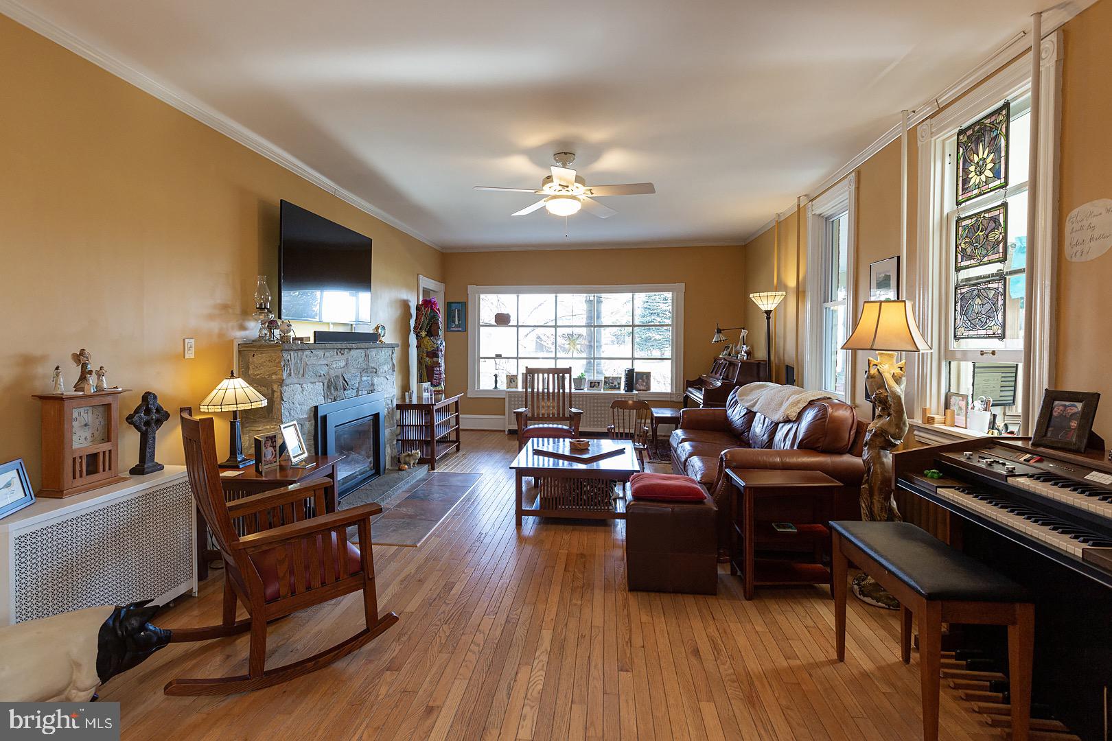 138 North Ronks Road Ronks, PA 17572 - Photo 13 of 116 living room