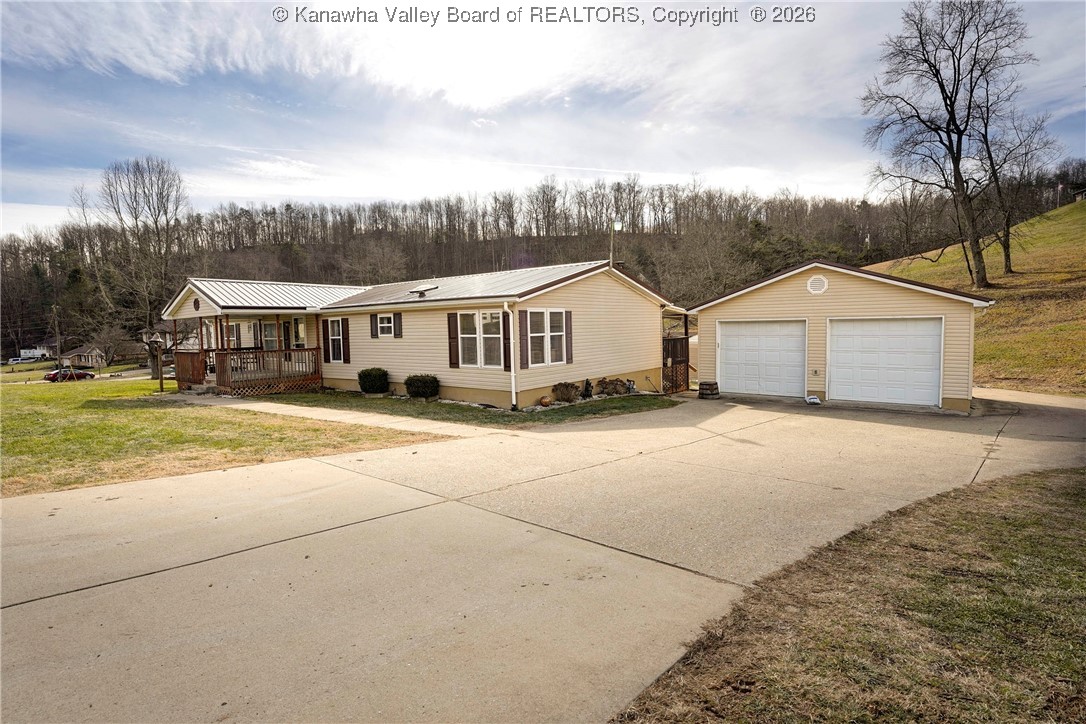 383 Kilgore Road Scott Depot, WV 25560 - Photo 2 of 28 Gallery Image 2