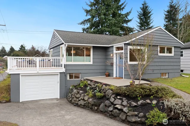 $900,000 | 3202 49th Avenue Southwest, Seattle, WA 98116