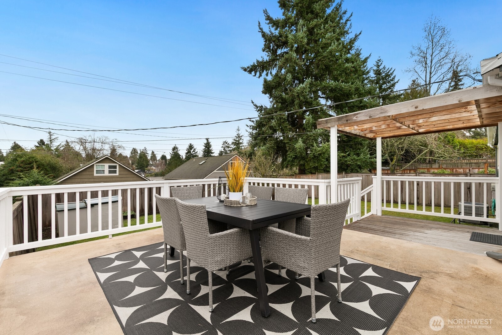 3202 49th Avenue Southwest Seattle, WA 98116 - Photo 14 of 35