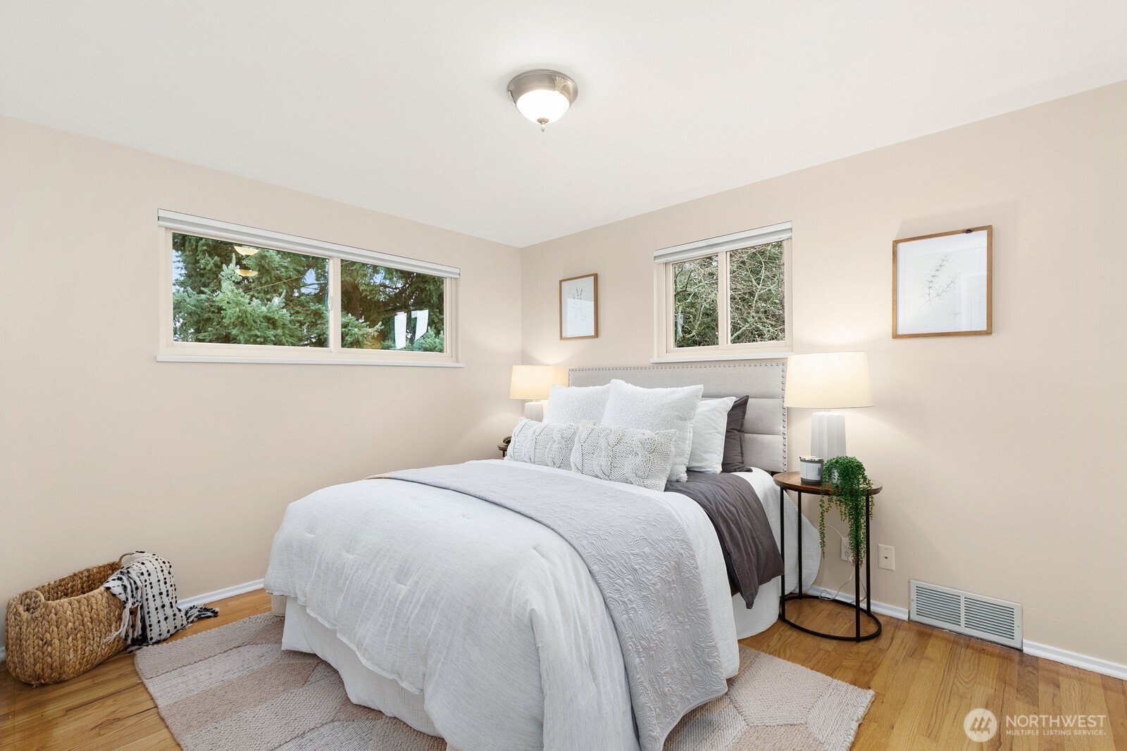 3202 49th Avenue Southwest Seattle, WA 98116 - Photo 16 of 35