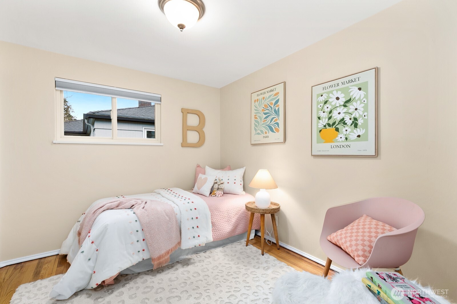 3202 49th Avenue Southwest Seattle, WA 98116 - Photo 18 of 35