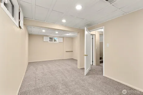 $900,000 | 3202 49th Avenue Southwest, Seattle, WA 98116