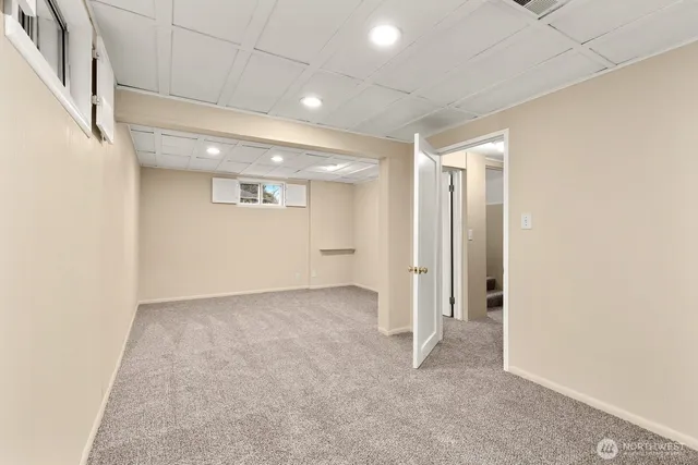 $900,000 | 3202 49th Avenue Southwest, Seattle, WA 98116