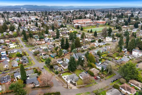 $900,000 | 3202 49th Avenue Southwest, Seattle, WA 98116