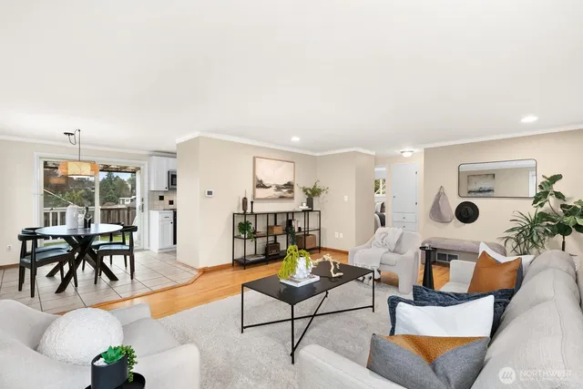 $900,000 | 3202 49th Avenue Southwest, Seattle, WA 98116