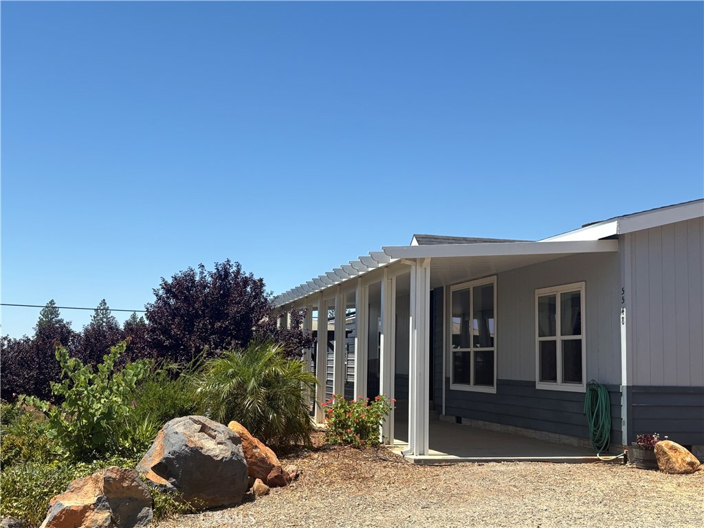 5548 Newland Road Paradise, CA 95969 - Photo 2 of 23 a front view of a house