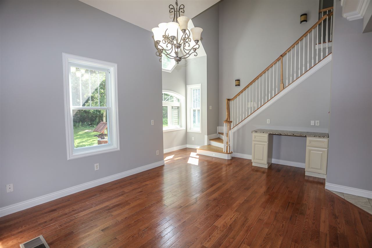1000 Upper Straw Road Hopkinton, NH 03229 - Photo 11 of 33