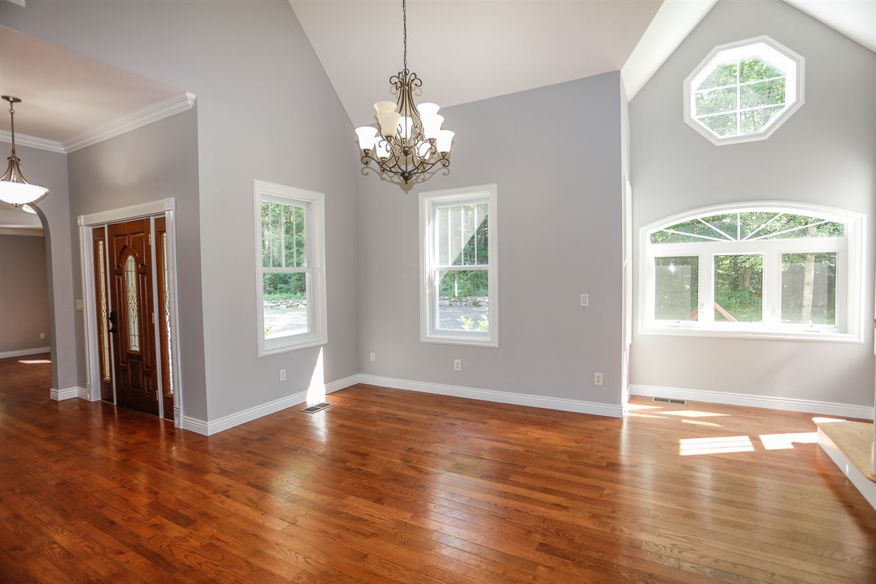 1000 Upper Straw Road Hopkinton, NH 03229 - Photo 13 of 33