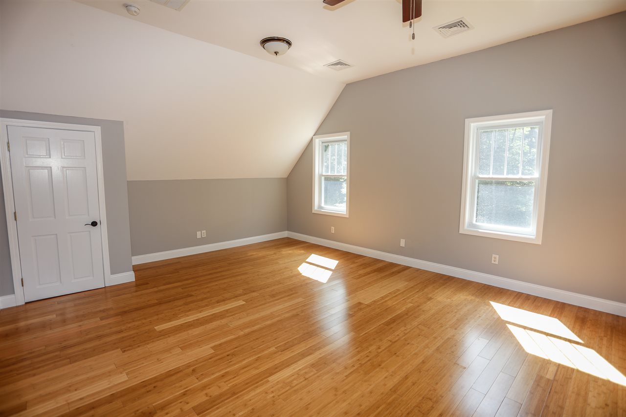 1000 Upper Straw Road Hopkinton, NH 03229 - Photo 23 of 33