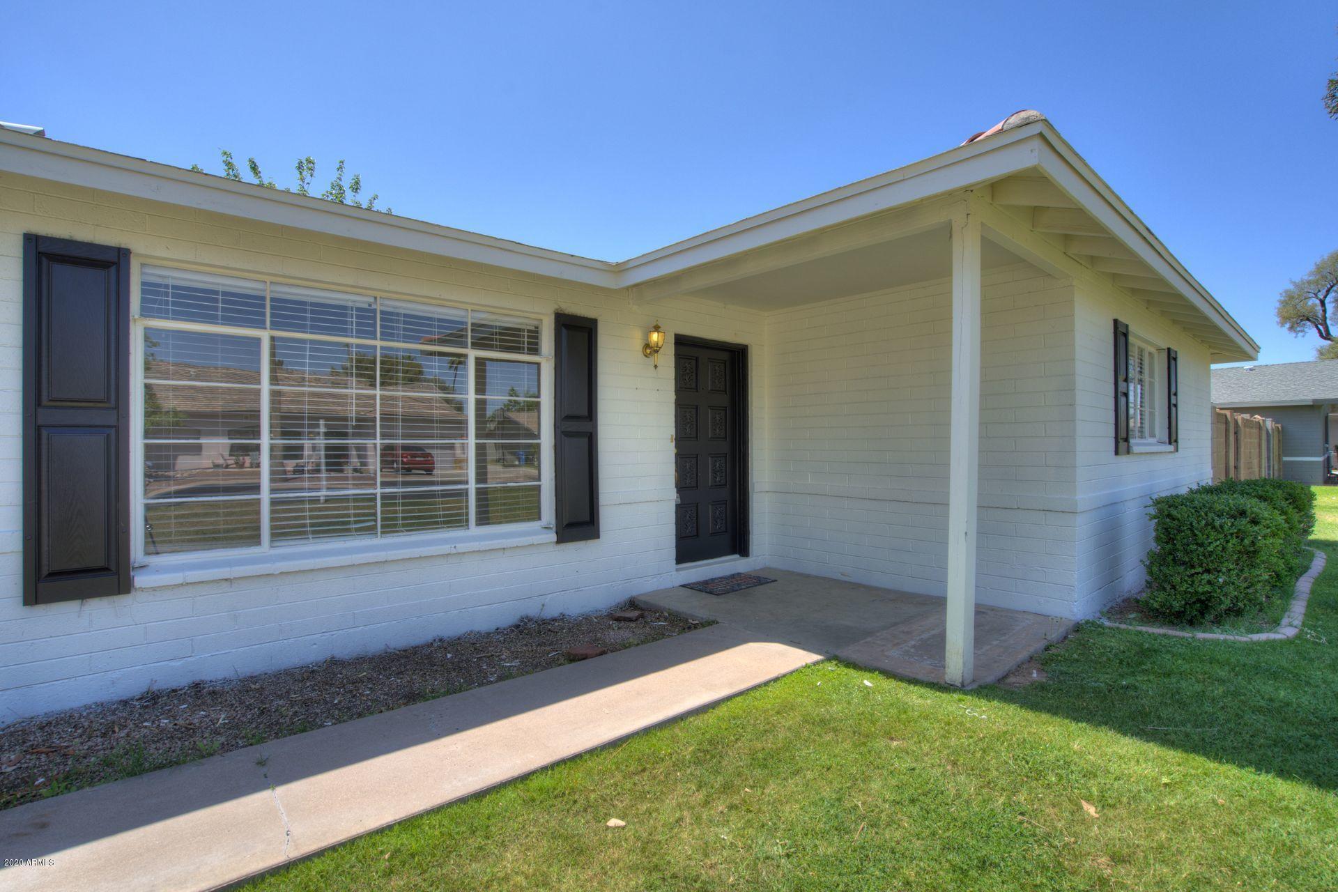 521 West Marlette Avenue Phoenix, AZ 85013 - Photo 2 of 25 2
