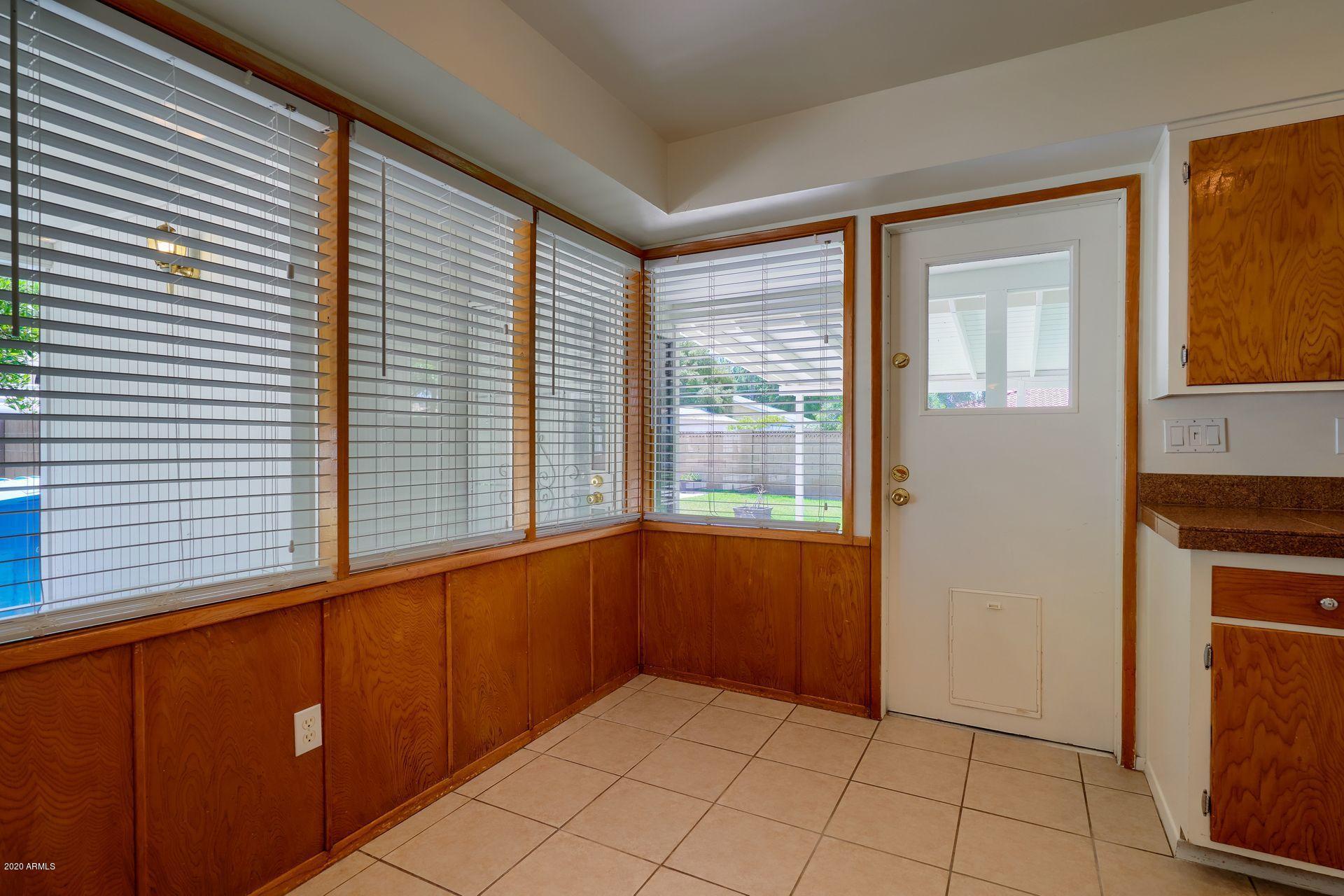521 West Marlette Avenue Phoenix, AZ 85013 - Photo 6 of 25 15