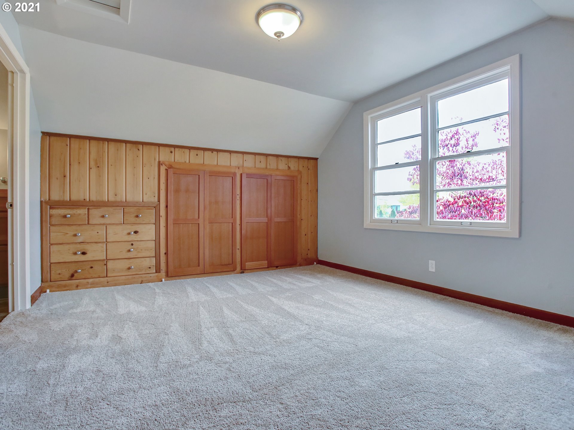 8250 Southwest Sorrento Road Beaverton, OR 97008 - Photo 20 of 32 Gallery Image 20