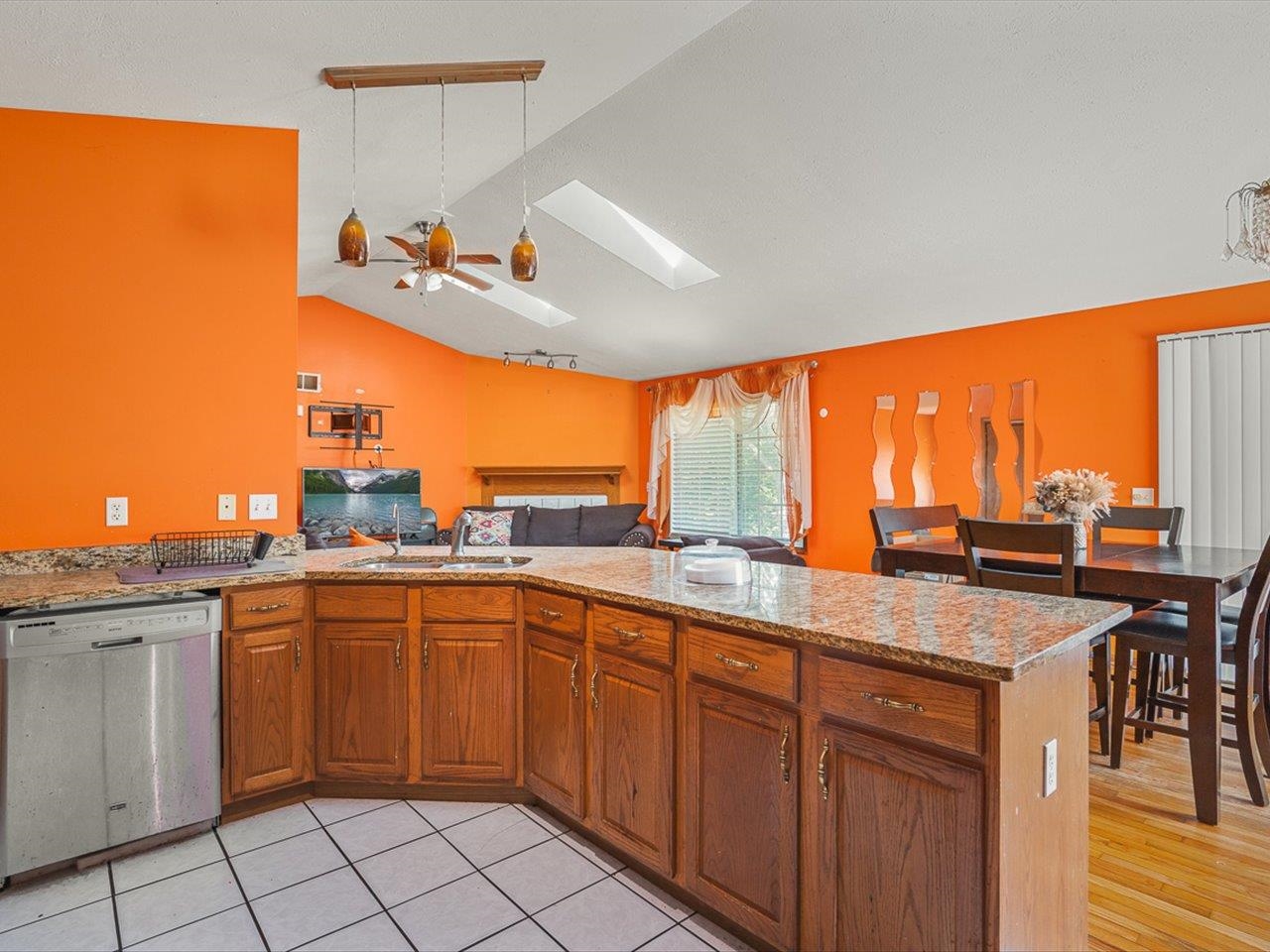 212 Rochester Road Northeast Poplar Grove, IL 61065 - Photo 14 of 39
