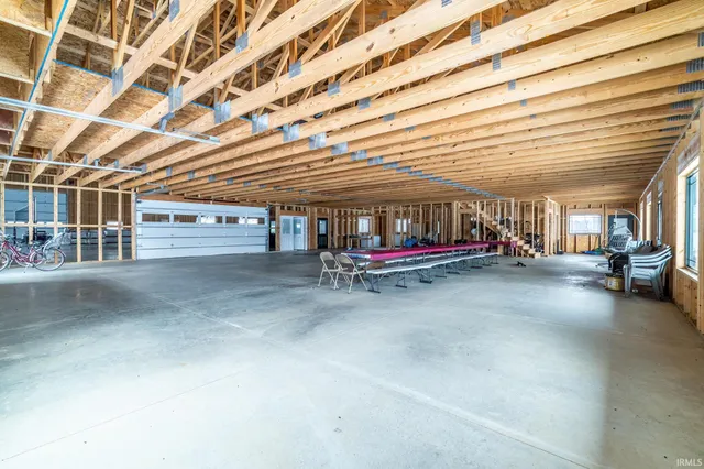 $799,900 | 5134 County Road 64, Spencerville, IN 46788