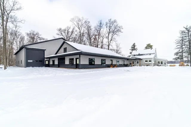 $799,900 | 5134 County Road 64, Spencerville, IN 46788