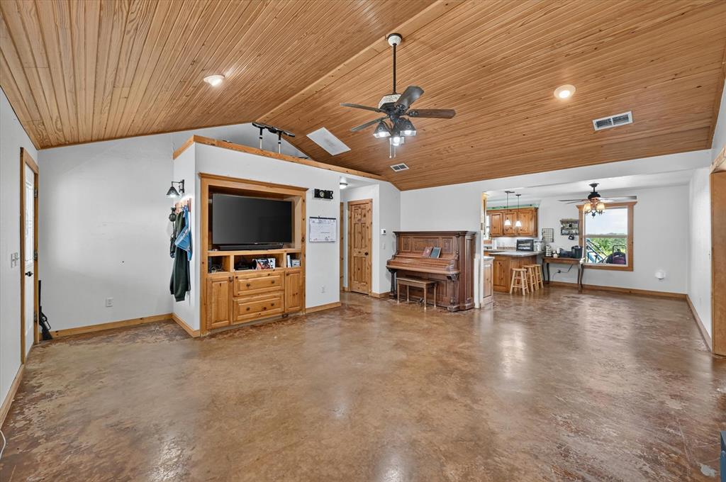 901 Marion Road Venus, TX 76084 - Photo 5 of 33
