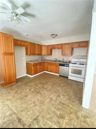 $1,600 | 1157 Beechwood Drive, Harvey, LA 70058