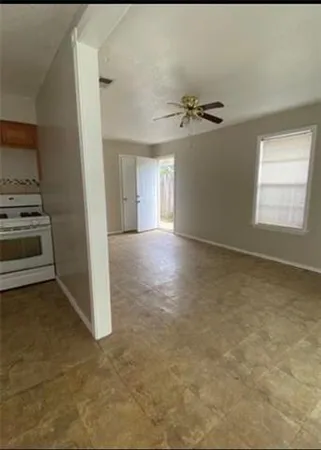 $1,600 | 1157 Beechwood Drive, Harvey, LA 70058