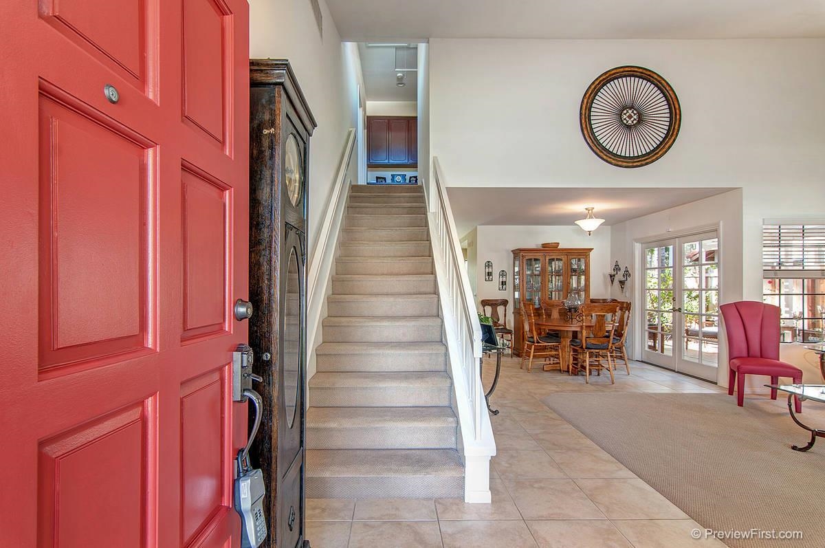 13193 Treecrest Street Poway, CA 92064 - Photo 3 of 25