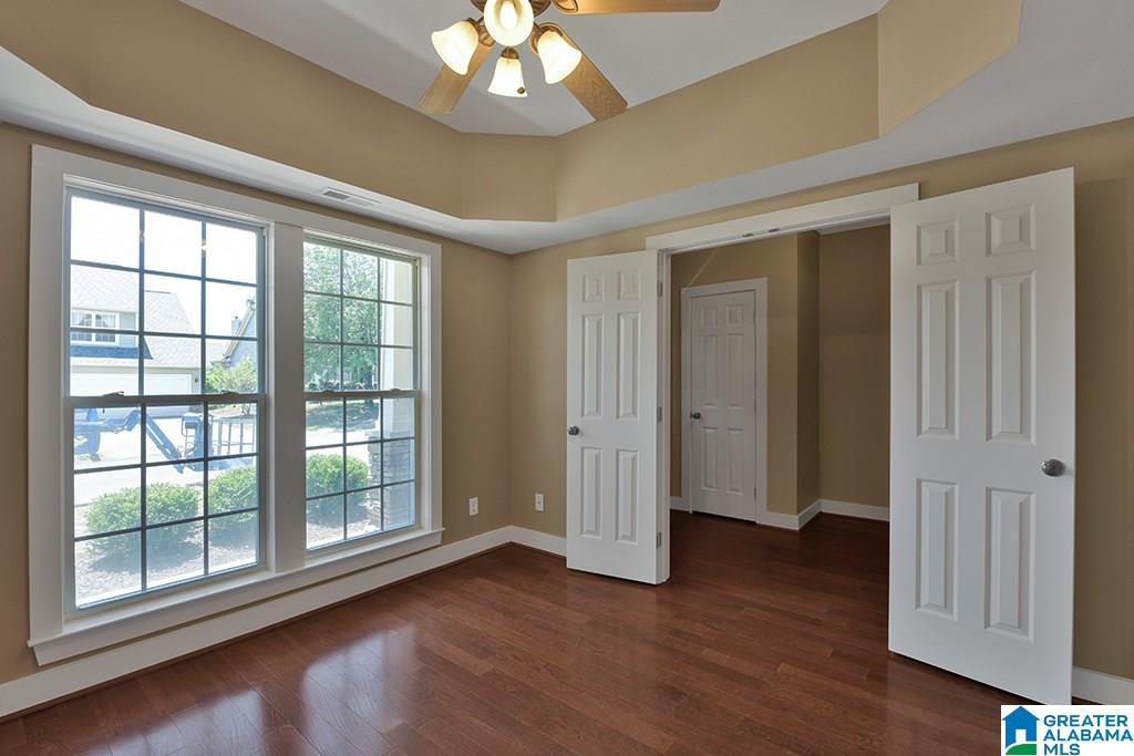 220 Nottingham Drive Calera, AL 35040 - Photo 2 of 13