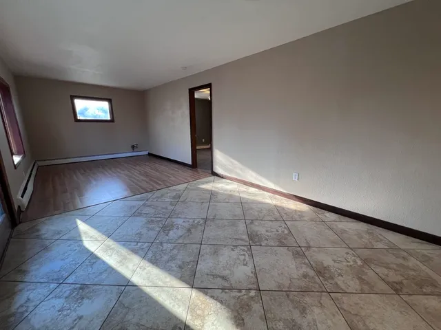 $1,650 | 1014 Clough Avenue, Superior, WI 54880