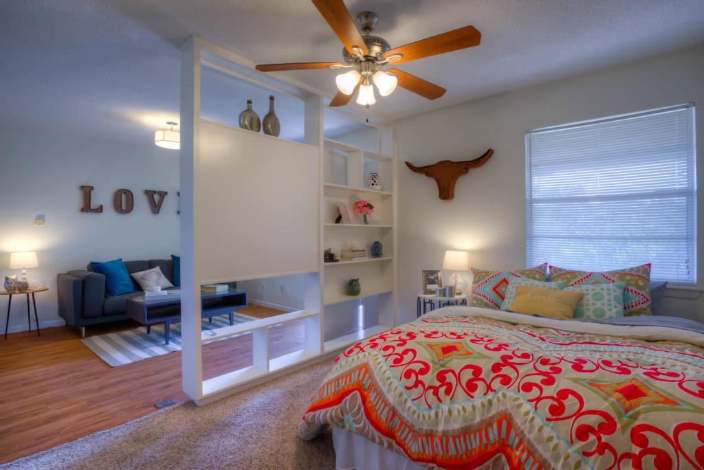302 East 34th Street, Unit 202 Austin, TX 78705 - Photo 2 of 6
