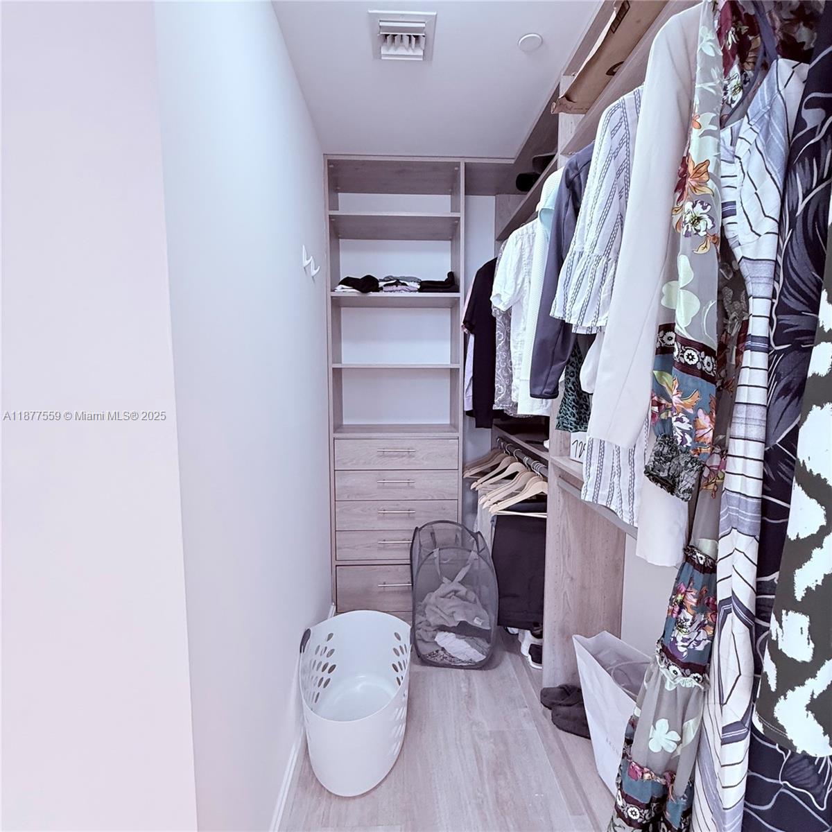 55 Southwest 9th Street, Unit 4003 Miami, FL 33130 - Photo 15 of 30