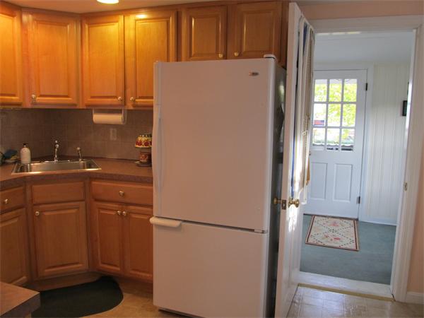 4 Standish Road Quincy, MA 02171 - Photo 3 of 17 Gallery Image 3