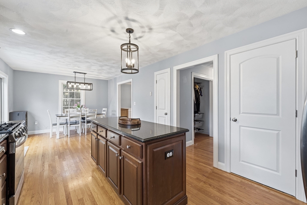 12 Bell Road Tewksbury, MA 01876 - Photo 12 of 41 Gallery Image 12