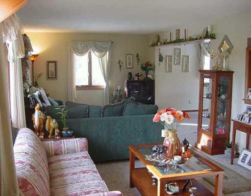 17555 Jackson Road South Bend, IN 46614 - Photo 3 of 8 Gallery Image 3