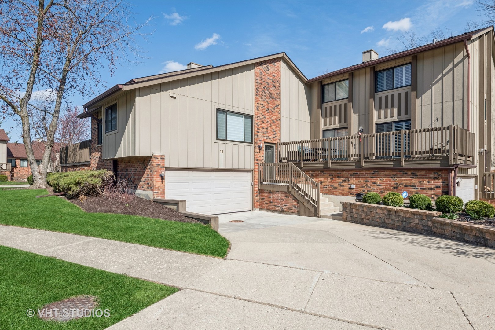 14 Portwine Road Willowbrook, IL 60527 - Photo 1 of 25 Gallery Image 1